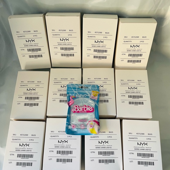 NYX Professional Makeup Jumbo Eye Pencil - Black - Picture 1 of 8